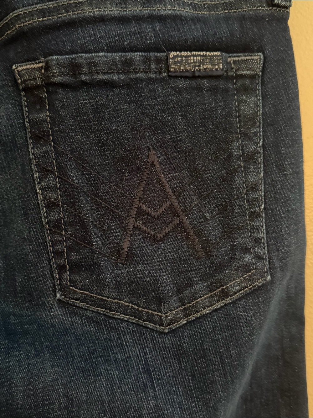 7 For All Mankind A Pocket Flare Jeans Dark Wash Size 29 - Picture 8 of 10